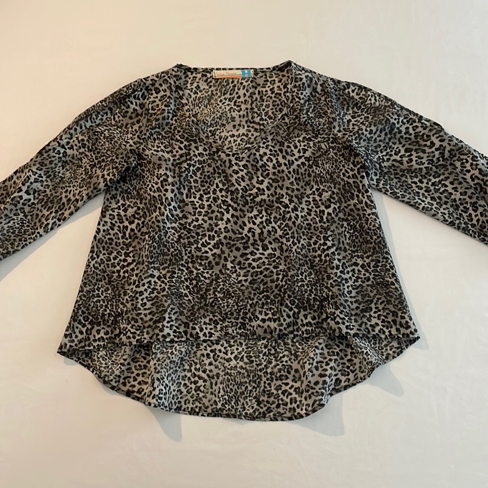 Vintage Havana Snow Leopard Print Blouse